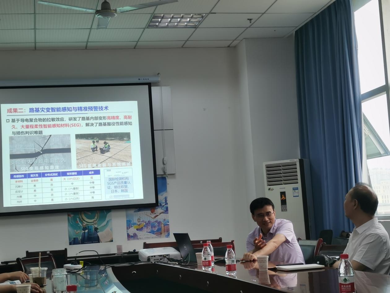 MeUQ_1694681995306057915.jpeg WPS图片(2).jpeg