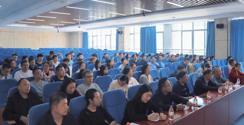 irRC_1699184714037002504.jpg XOmI_1699008194740048064.jpg