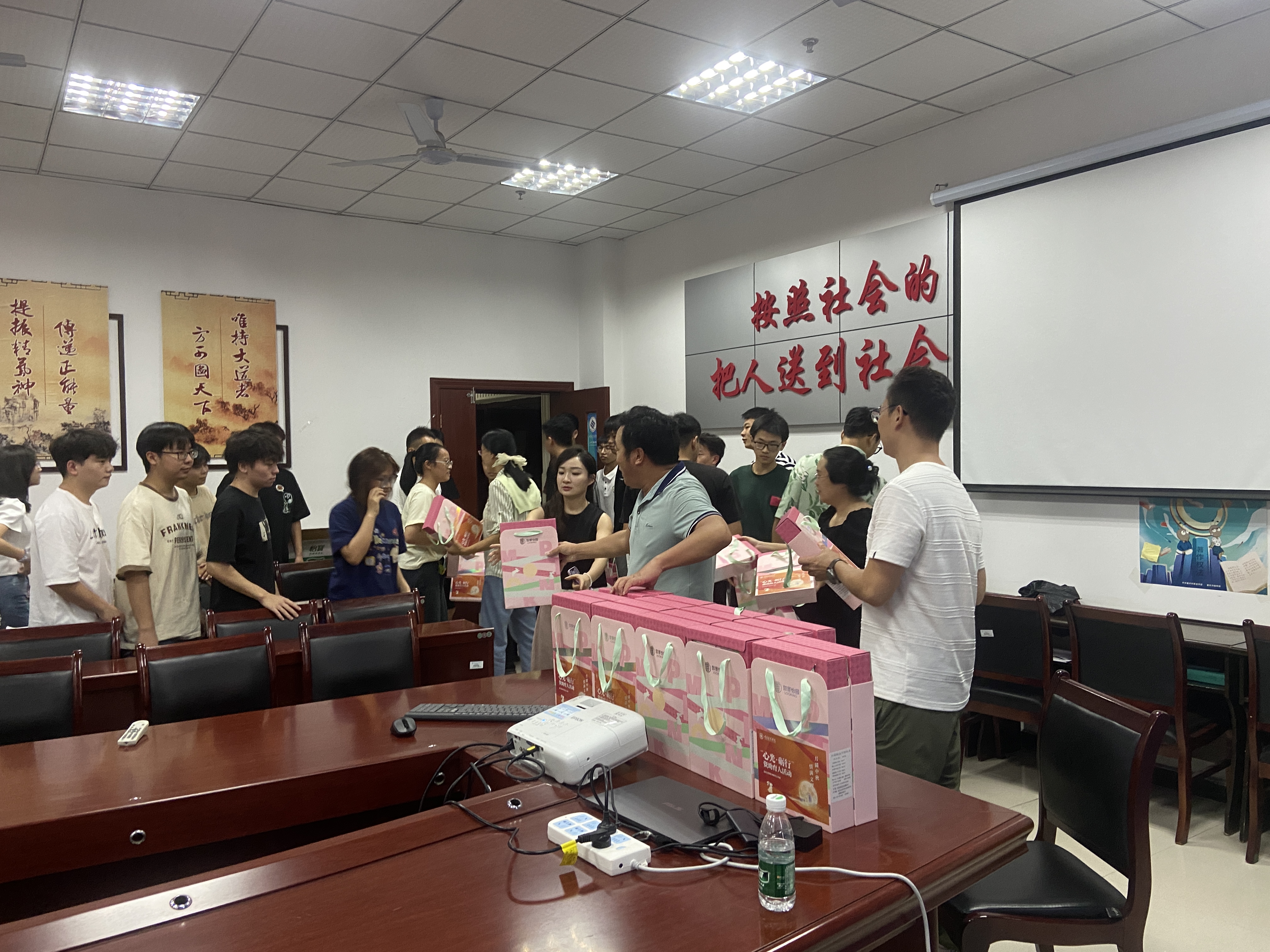 RMew_1726624999996023948.png 1776FE893077A68ED919FB909837C5A3.png