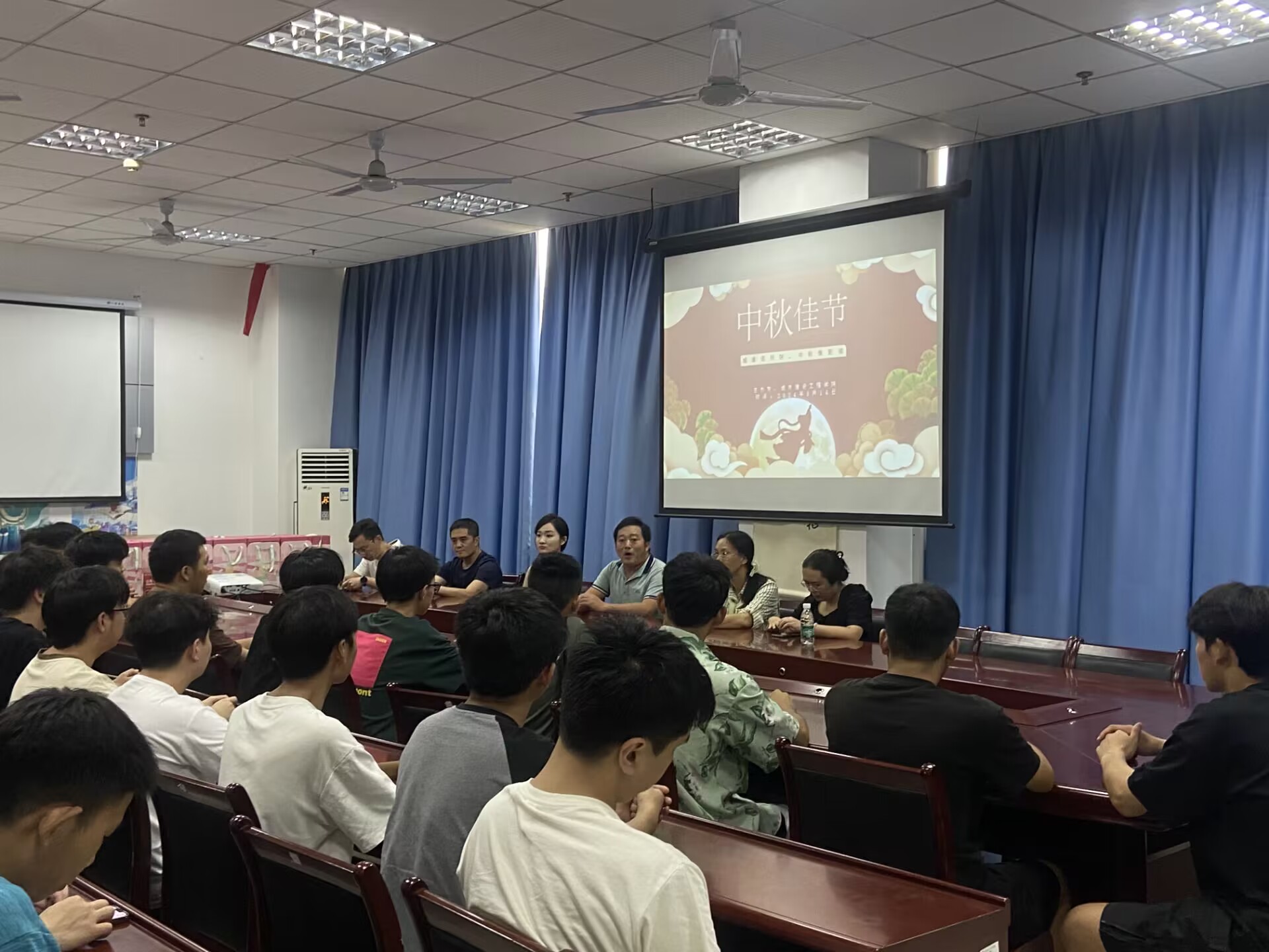 bhqZ_1726624965312008863.jpg 09E3B1B5F2E80BD6B9759165860D906A.jpg